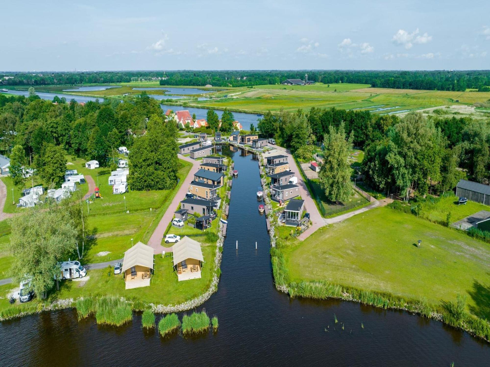 Detached Villa With Dishwasher Leeuwarden At 21Km Suameer Extérieur photo